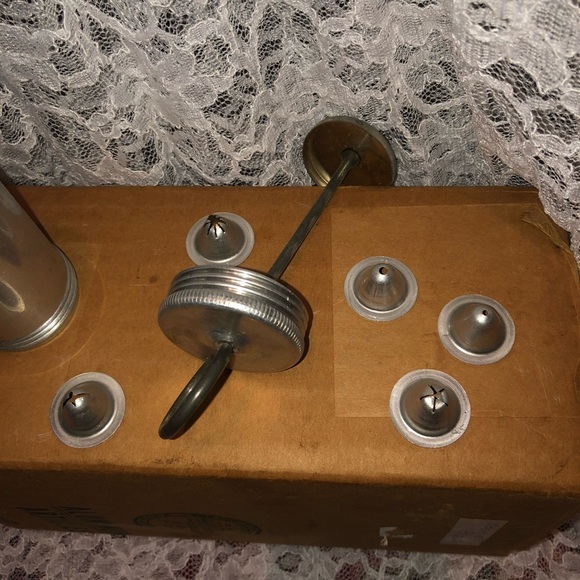 Vintage Silver Cookie Press Set , two sizes with several attachments. - Picture 6 of 12